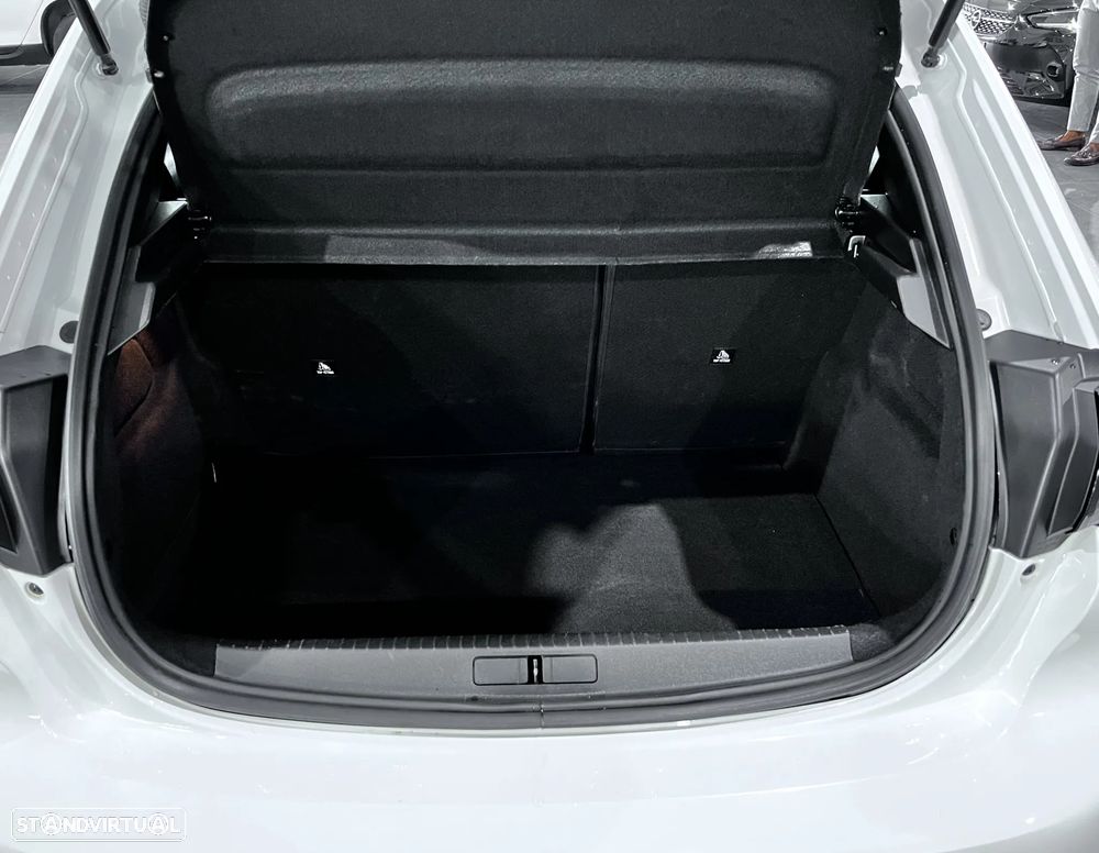 Peugeot 208 1.2 PureTech Active Pack - 3