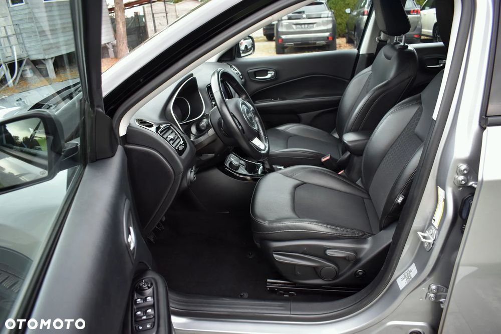 Jeep Compass - 21