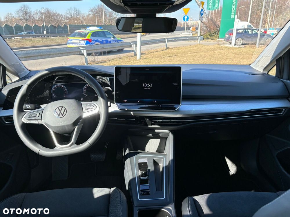 Volkswagen Golf Variant - 8