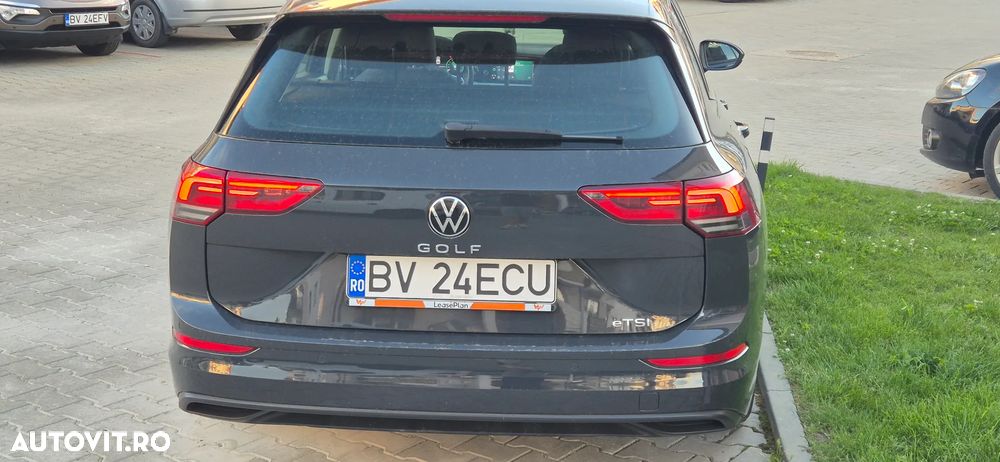 Volkswagen Golf 1.5 eTSI ACT DSG MHEV Life - 3