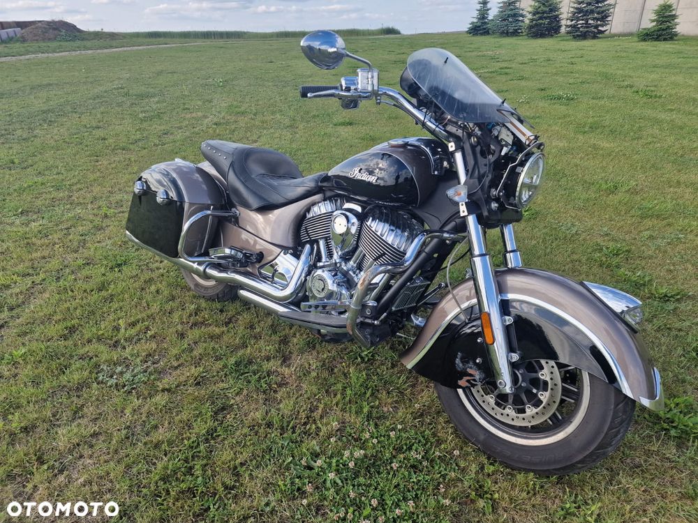 Indian Roadmaster - 1