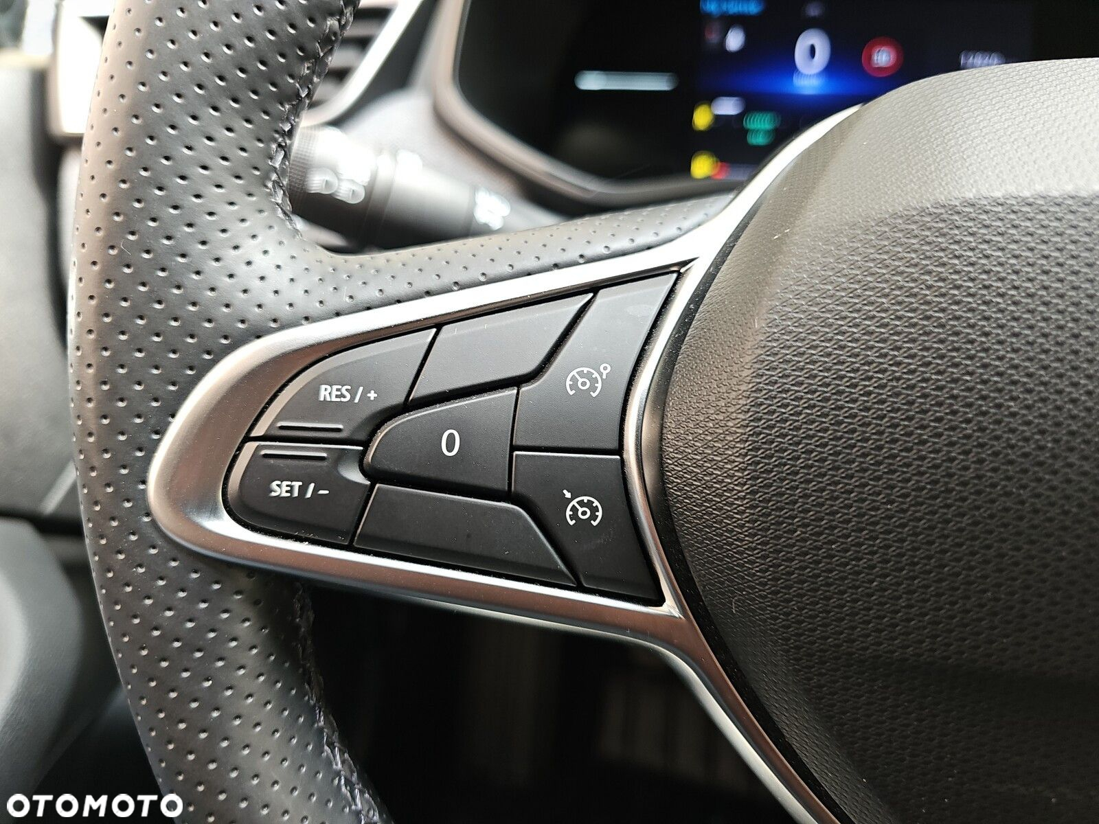Renault Clio - 15