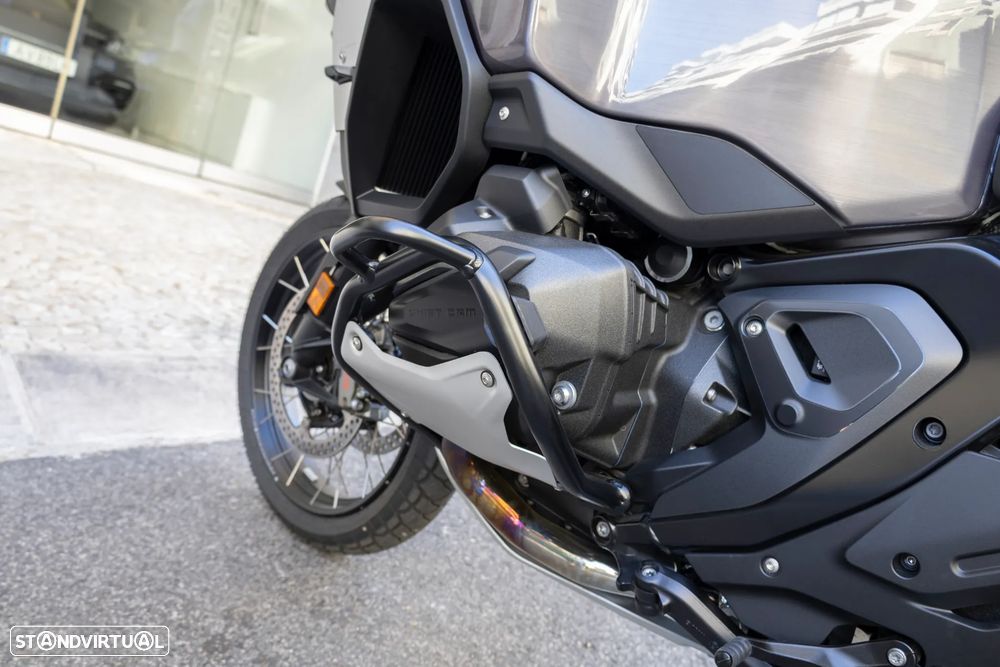 BMW R 1300 GS Adventure Triple Black - 6