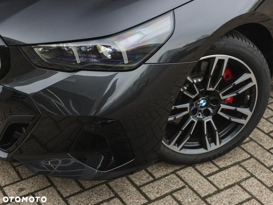BMW Seria 5 520d xDrive mHEV M Sport - 17