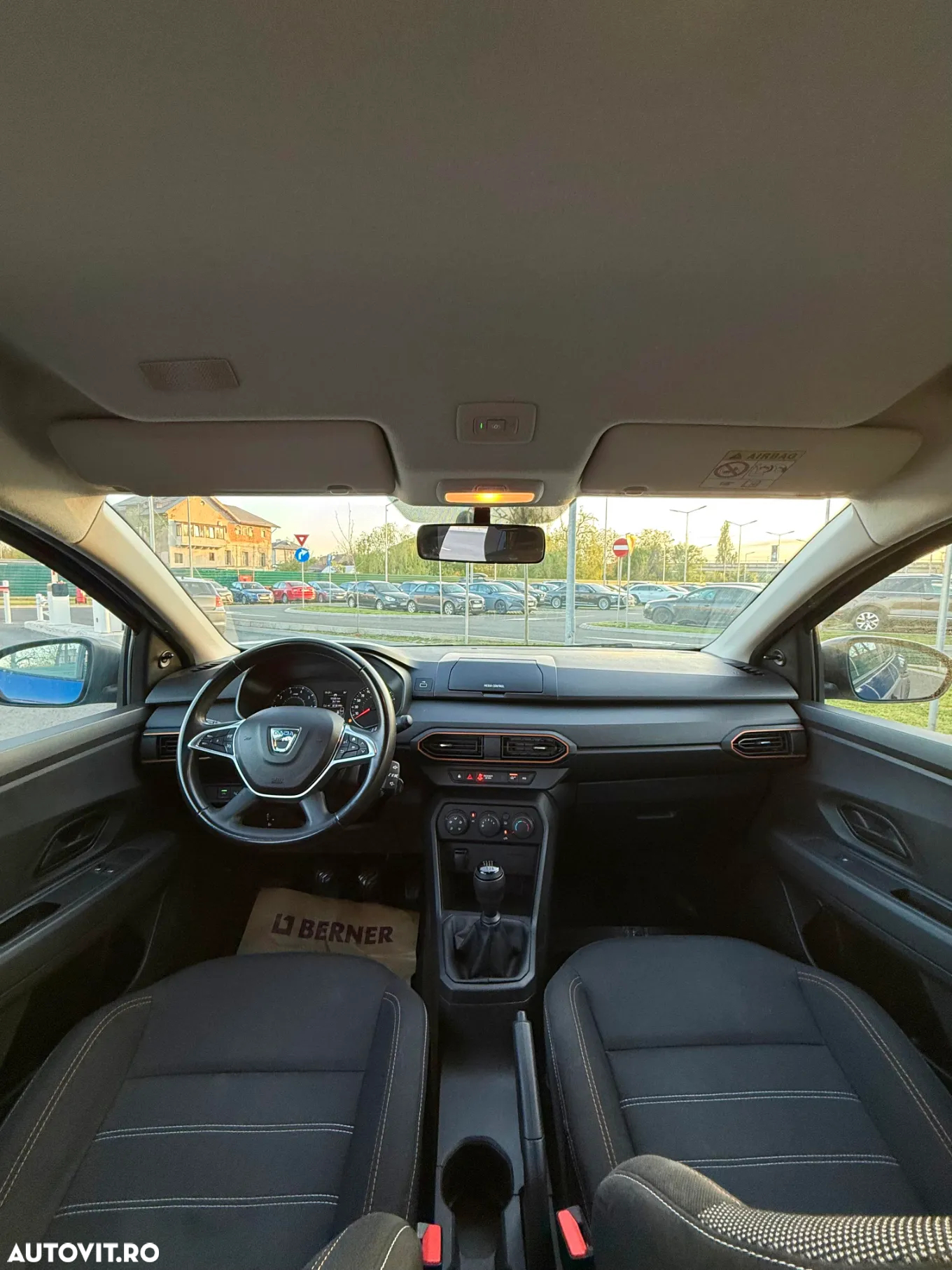 Dacia Sandero Stepway TCe 90 MT6 Essential - 17