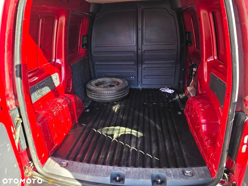 Volkswagen Caddy - 9