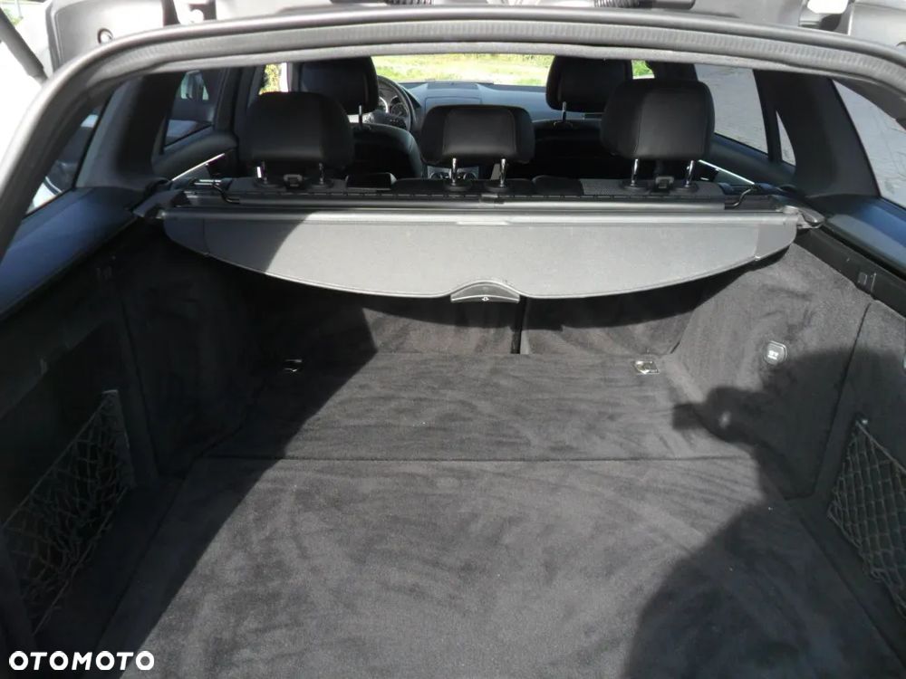Mercedes-Benz Klasa C 180 CGI Automatik BlueEFFICIENCY SPORT EDITION - 19