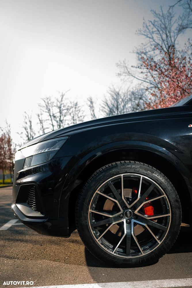 Audi Q8 - 6