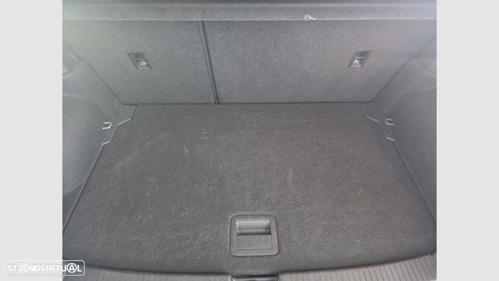 VW T-Cross 1.0 TSI Urban DSG - 7