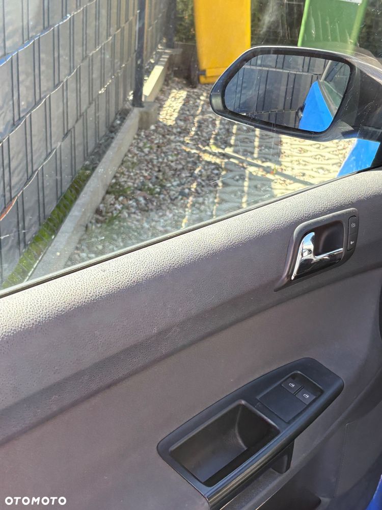 Volkswagen Polo 1.4 TDI DPF Comfortline - 4