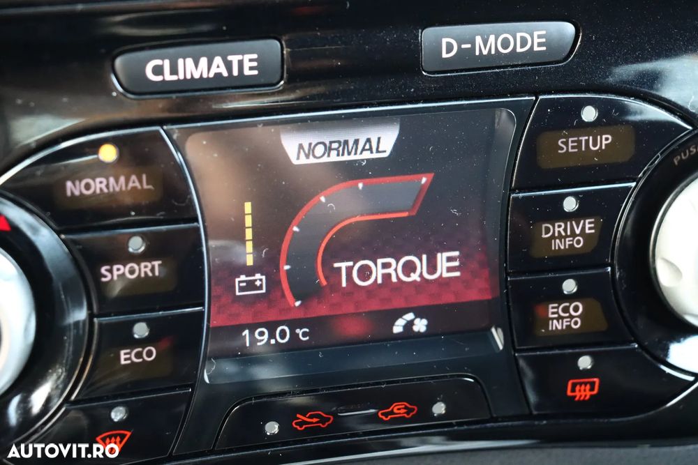 Nissan Juke 1.2 DIG-T N-Connecta - 23