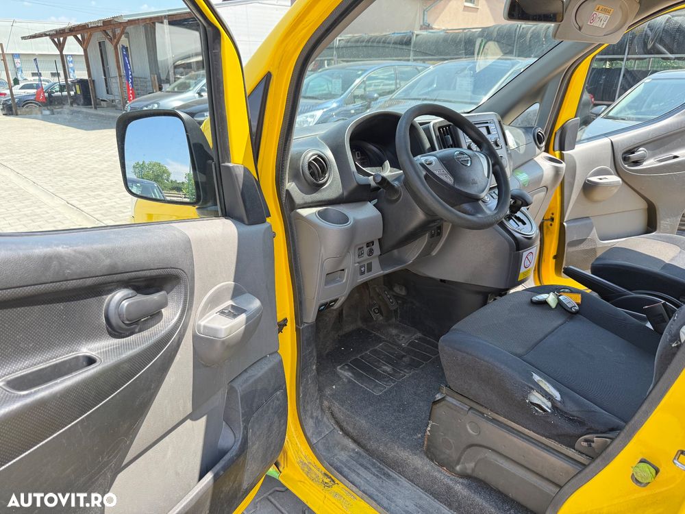 Nissan NV200 - 16