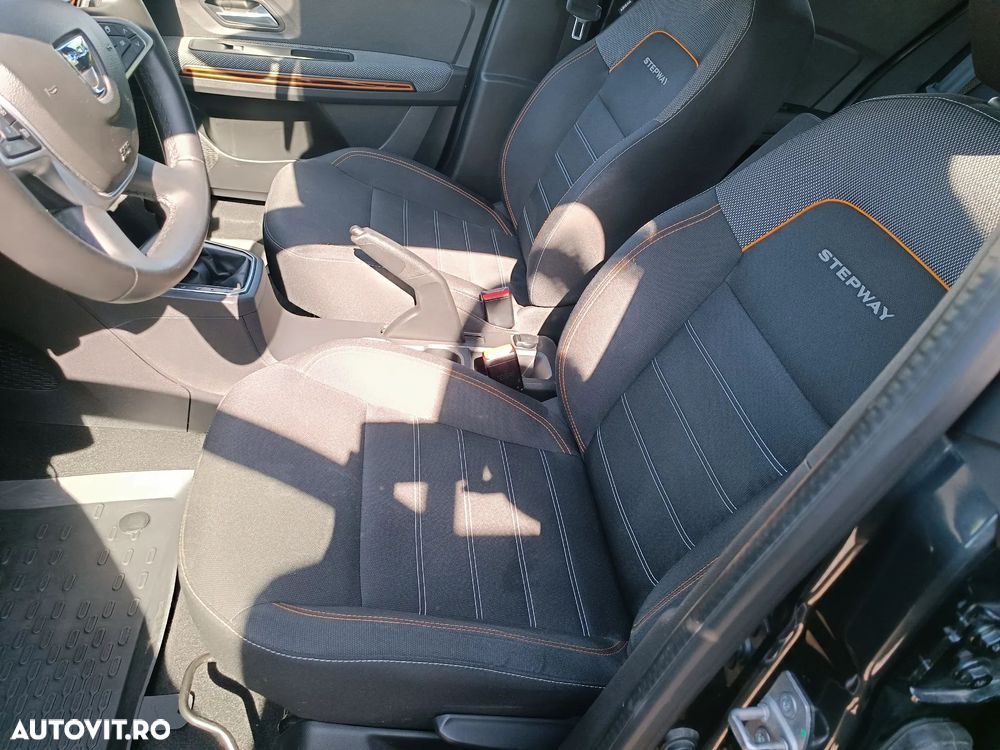 Dacia Sandero Stepway TCe 90 CVT Comfort - 4
