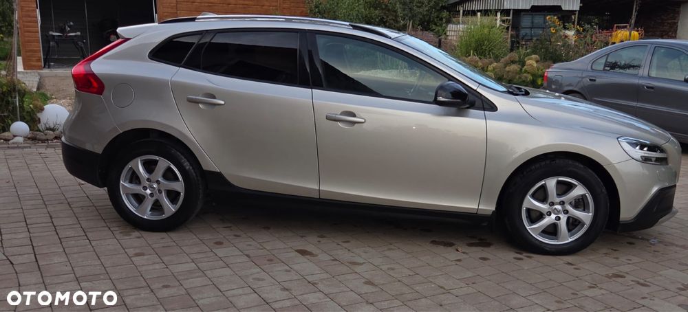 Volvo V40 2017 photo 3