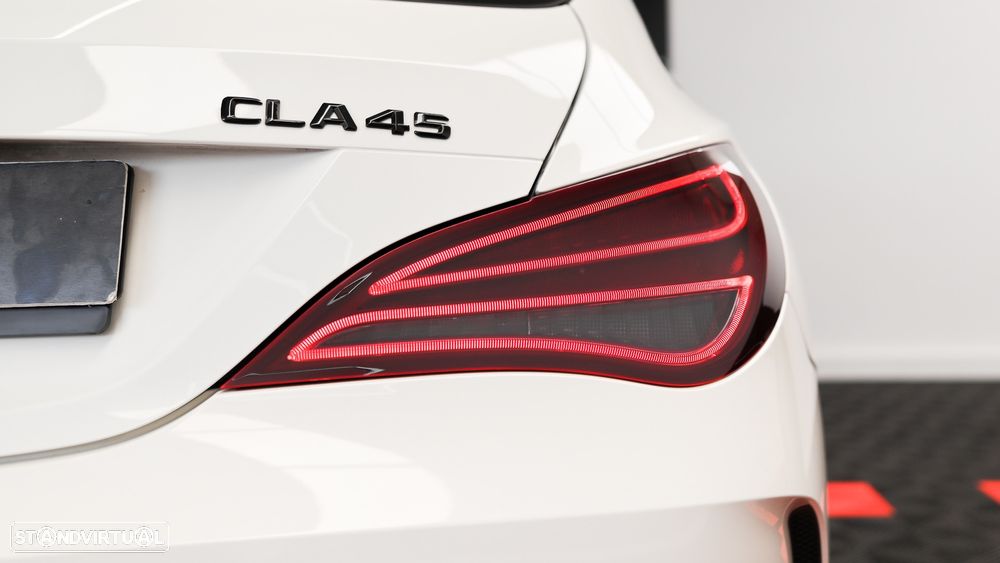 Mercedes-Benz CLA 45 AMG Shooting Brake 4-Matic - 28