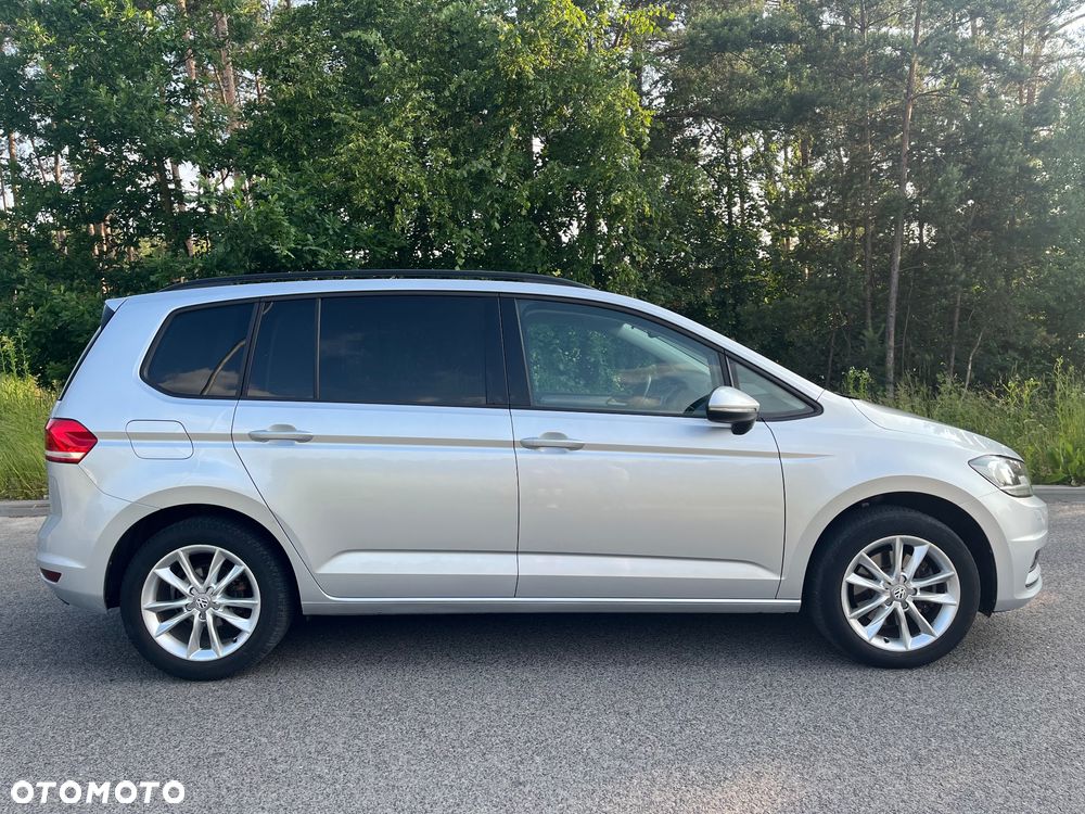 Volkswagen Touran 2.0 TDI BMT Active DSG - 8