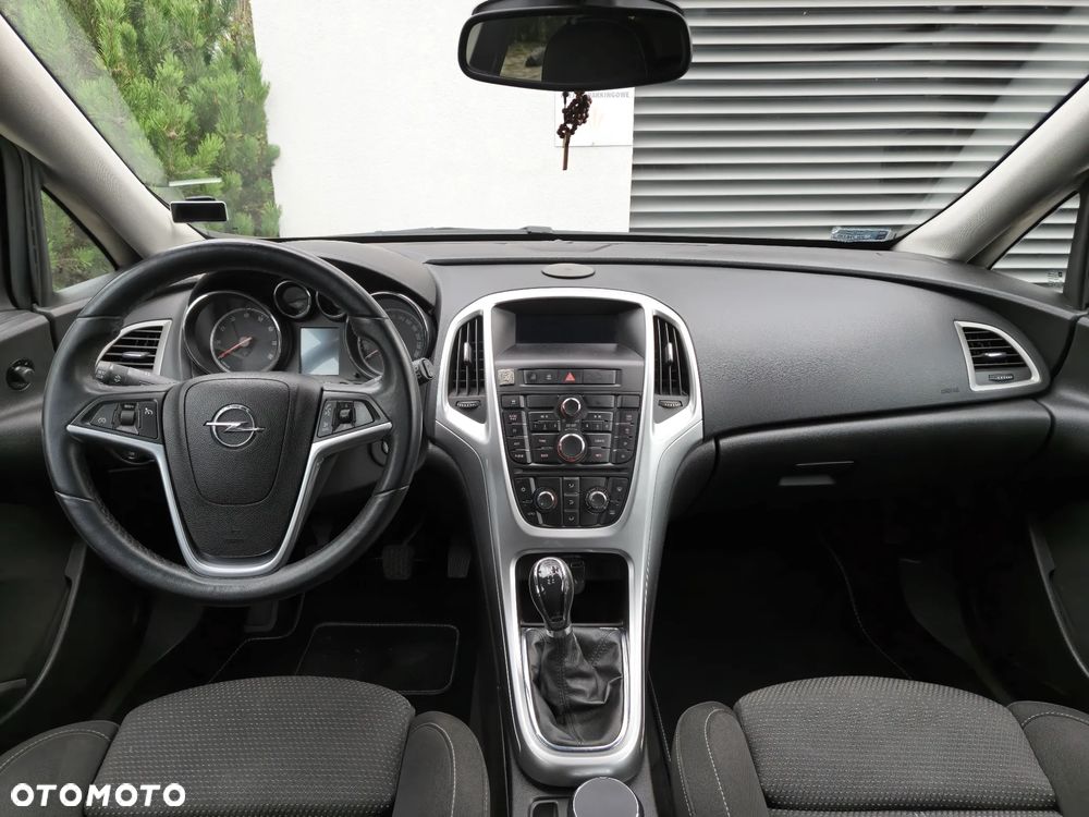 Opel Astra IV 1.4 Cosmo - 7