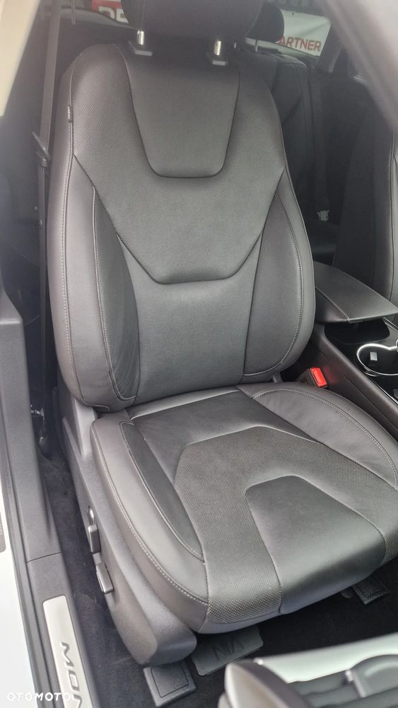 Ford Mondeo 2.0 TDCi Start-Stopp Titanium - 32