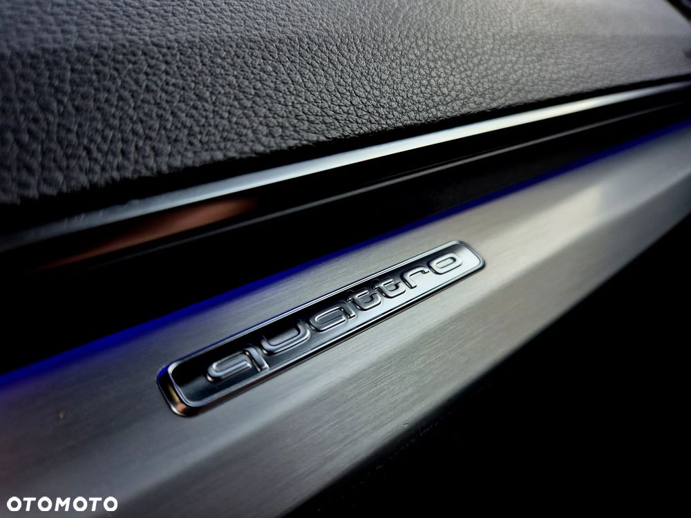 Audi Q5 50 TFSIe quattro S tronic S line - 17