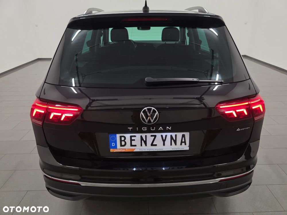 Volkswagen Tiguan 2.0 TSI 4Mot Elegance DSG - 36