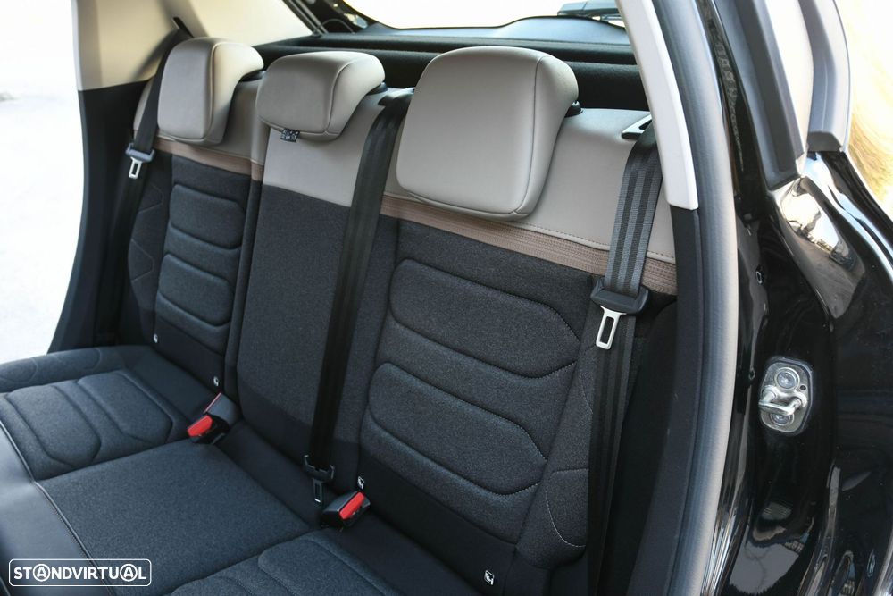 Citroën C3 1.2 PureTech Shine — fotografia 13