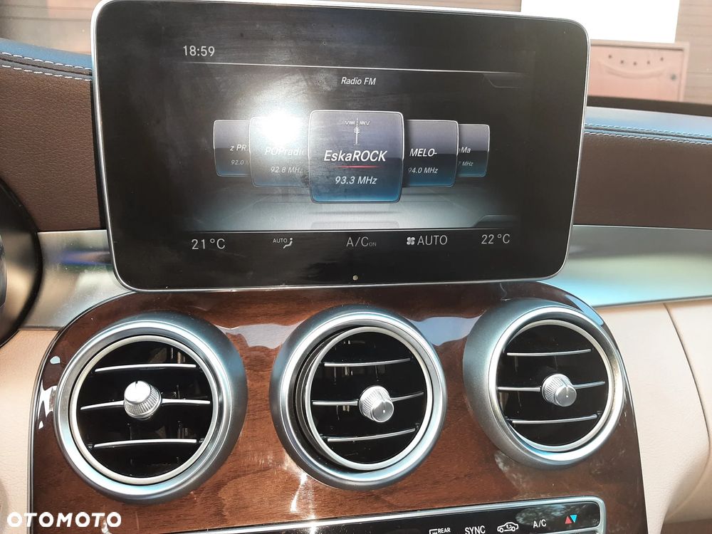 Mercedes-Benz Klasa C 300 7G-TRONIC Avantgarde - 19
