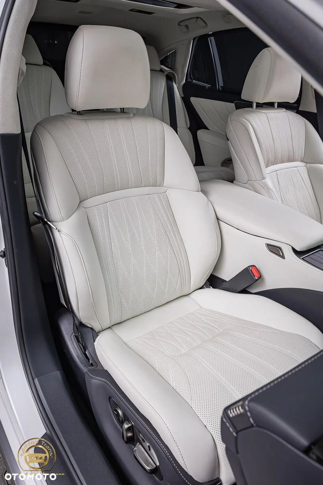 Lexus LS - 34