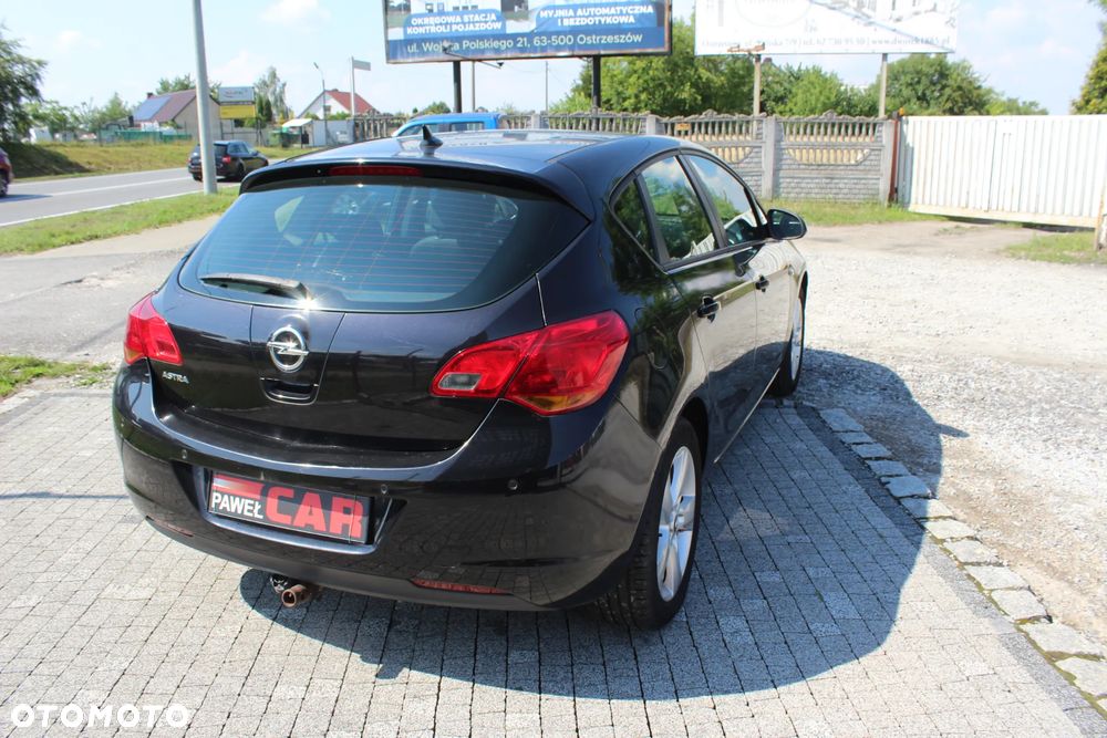 Opel Astra 1.6 NAVI - 12