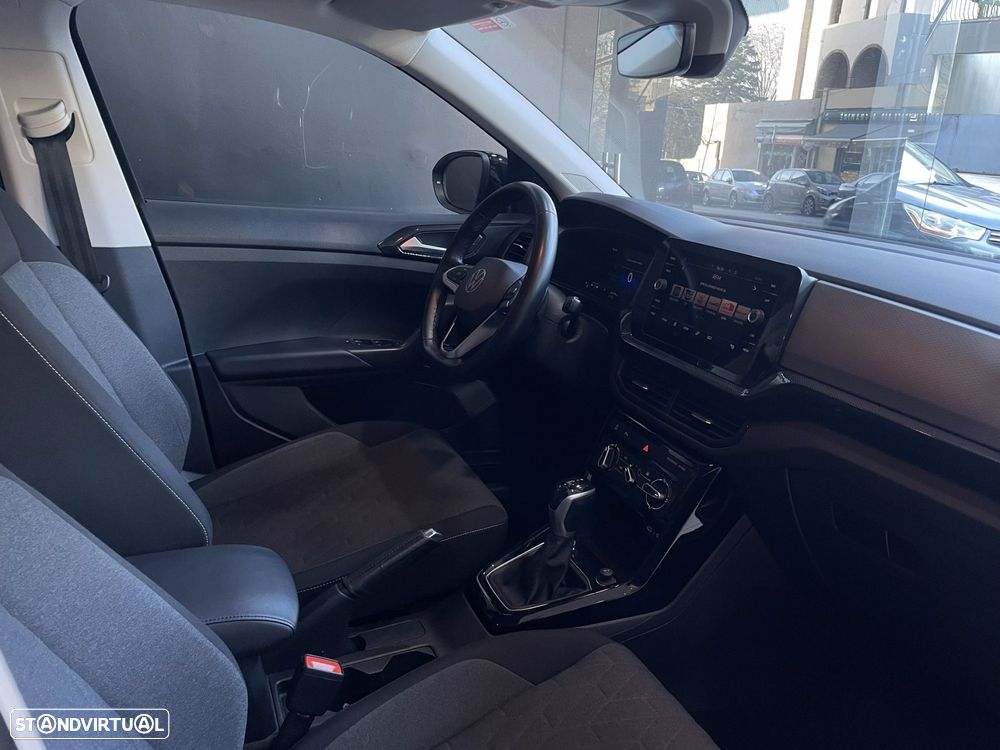 VW T-Cross 1.0 TSI Urban DSG - 9