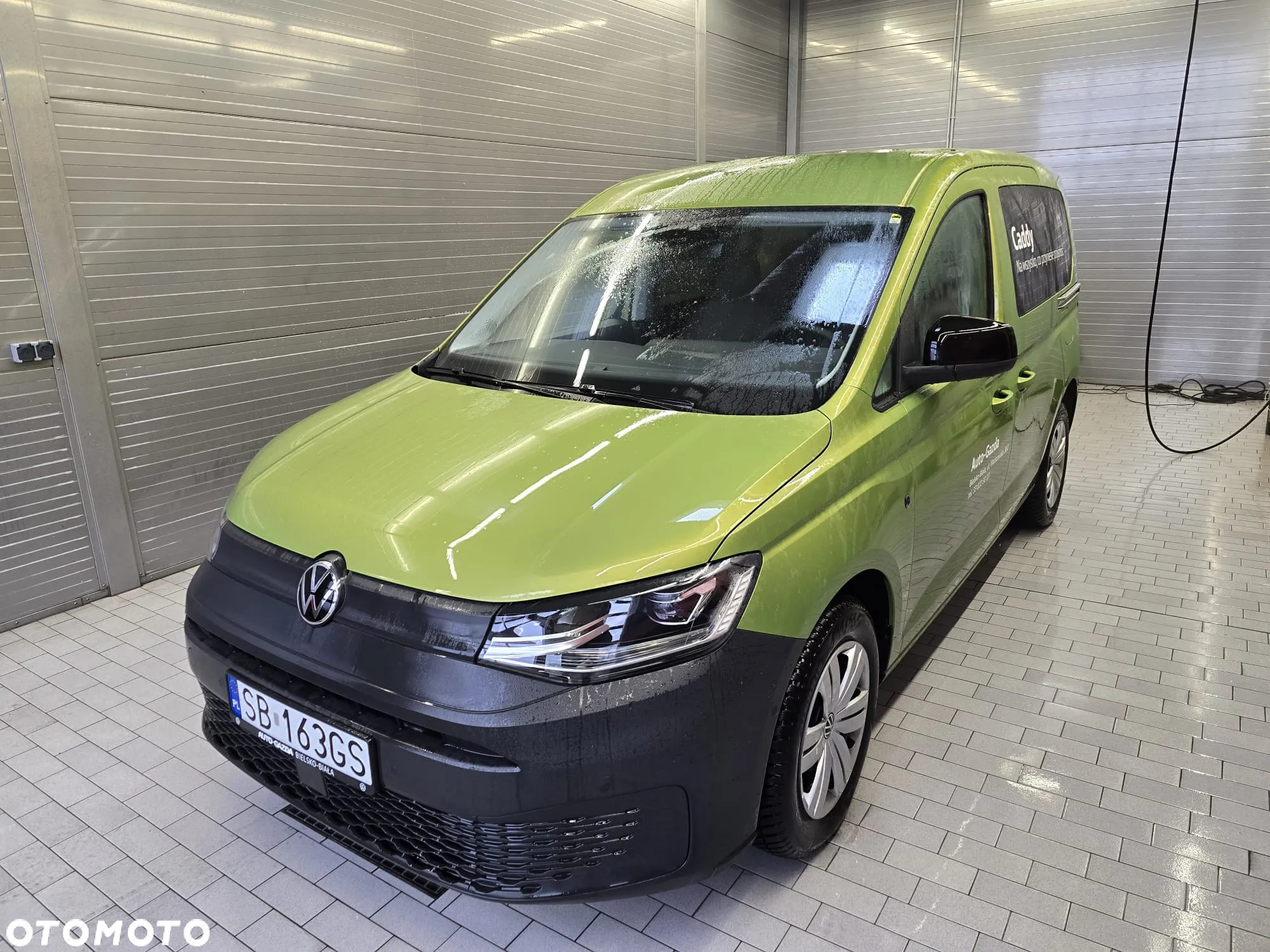Volkswagen Caddy 2.0 TDI DSG - 2