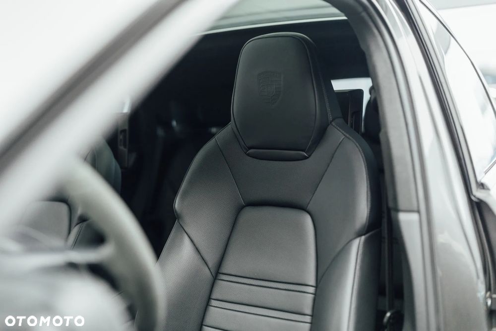 Porsche Cayenne Coupe S - 26