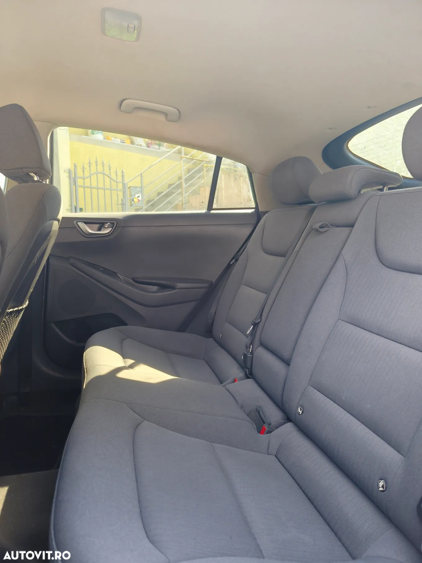 Hyundai IONIQ Hybrid 1.6 GDI - 8