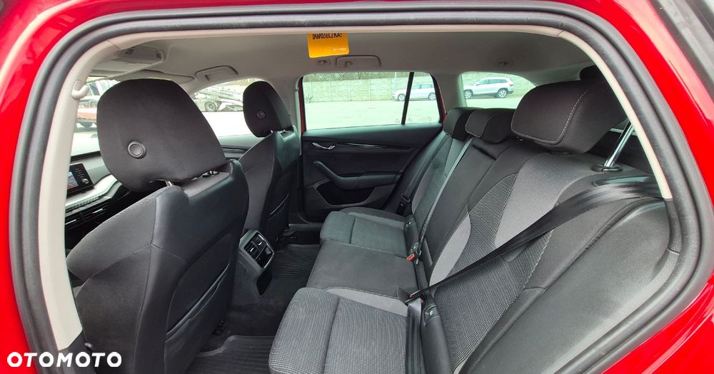 Skoda Octavia 1.5 TSI ACT Ambition - 8