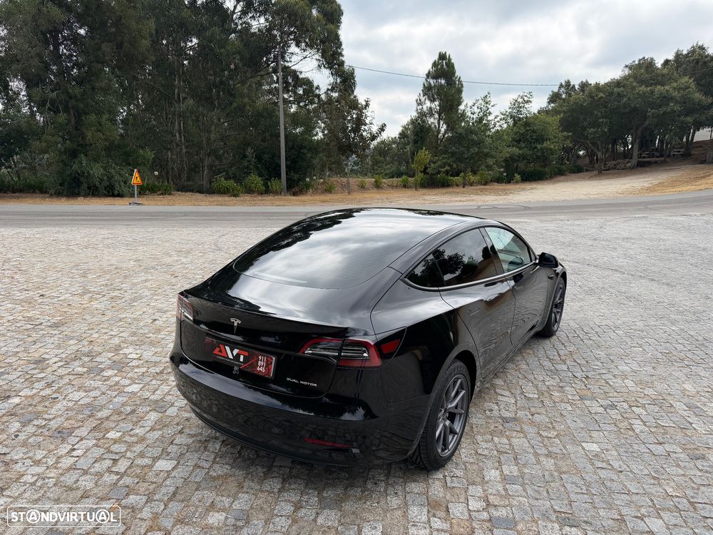 Tesla Model 3 Long Range Tração Traseira - 15