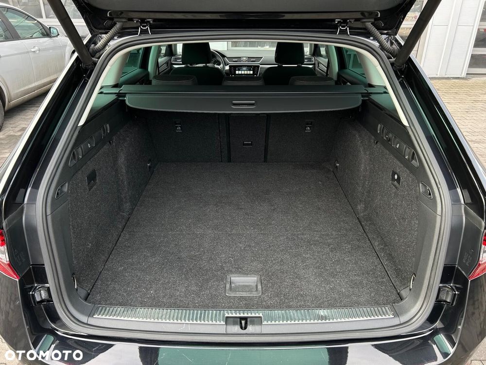 Skoda Superb 1.5 TSI ACT Ambition DSG - 9