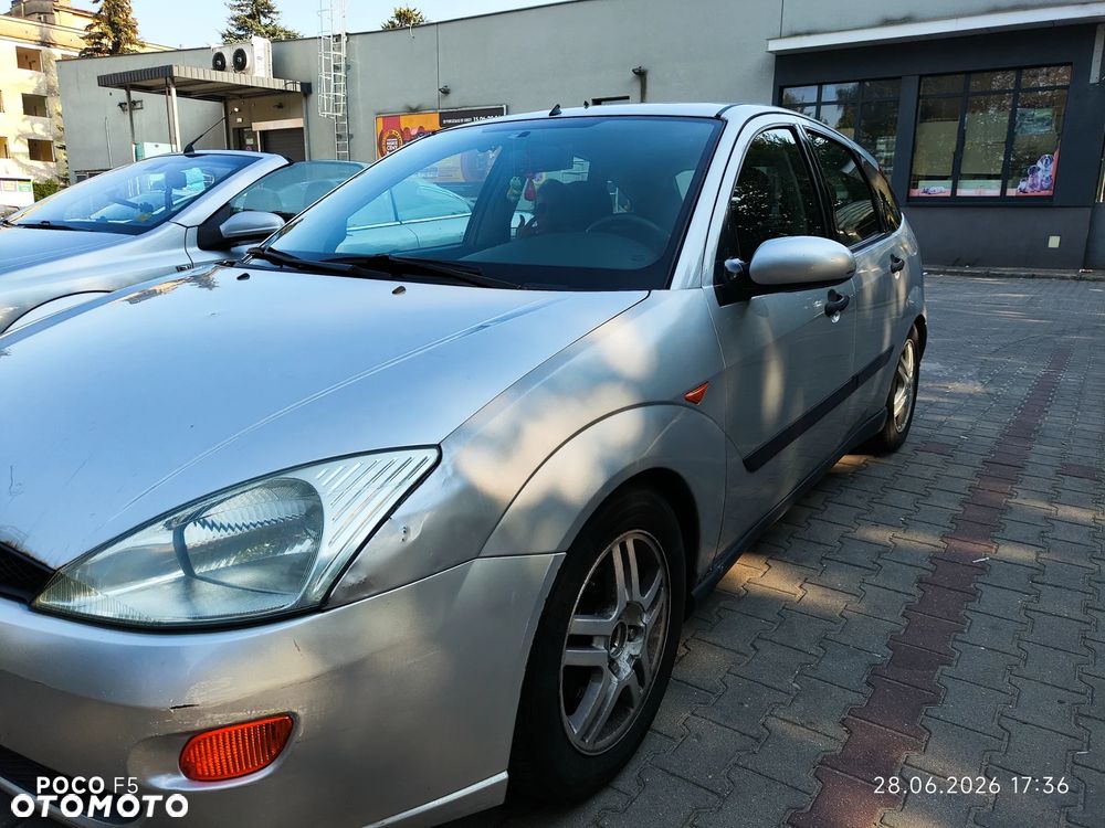 Ford Focus - 30