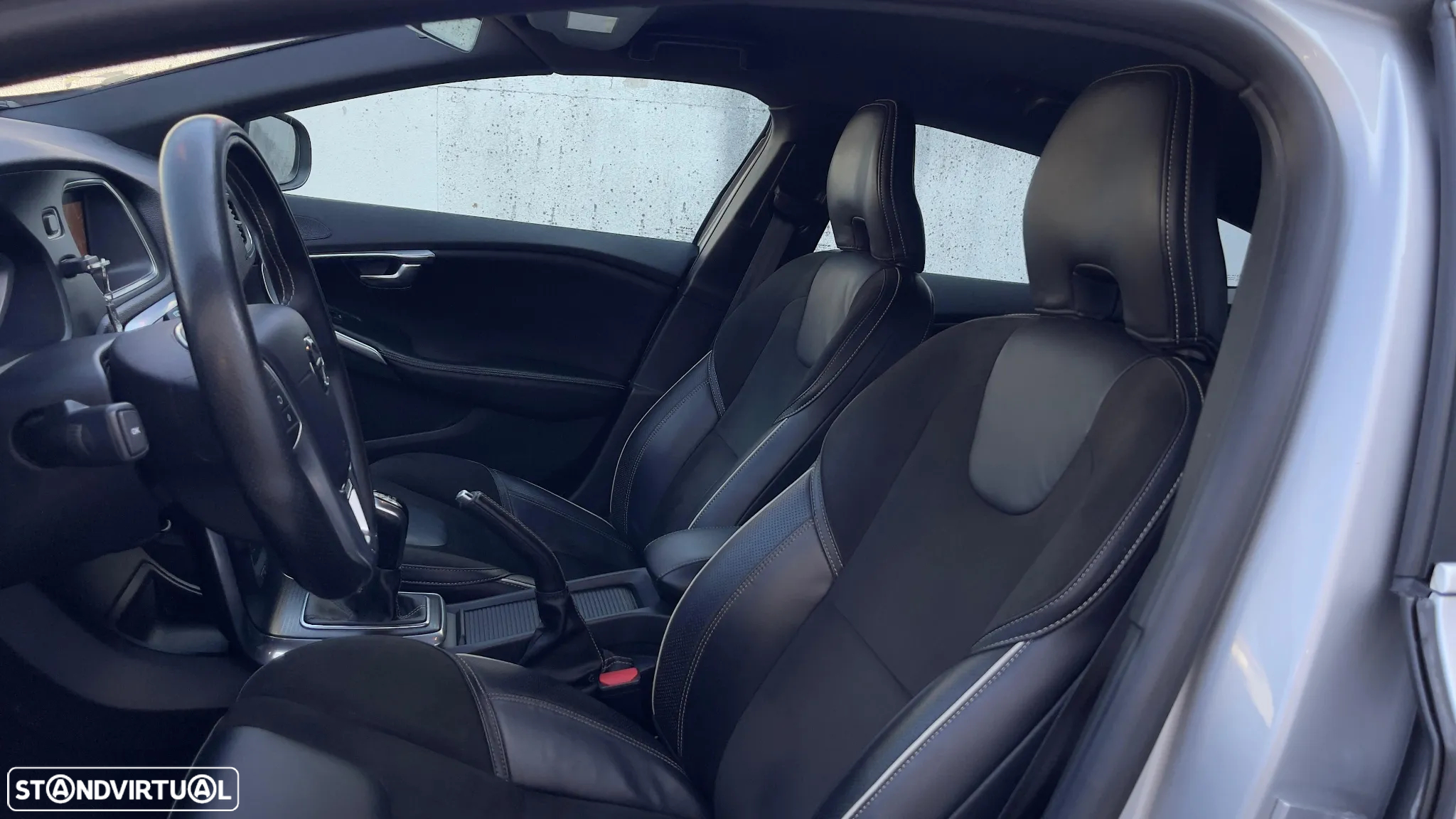 Volvo V40 2.0 D2 R-Design - 7