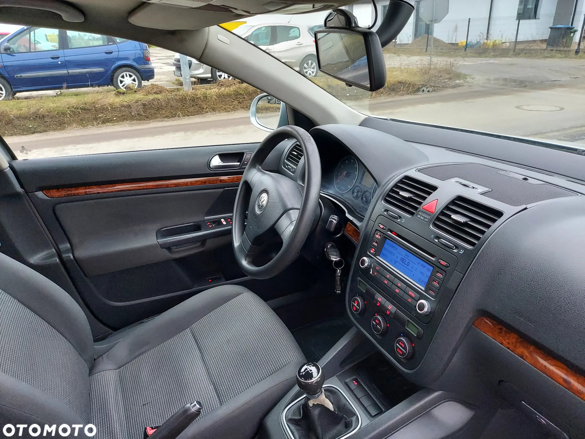 Volkswagen Jetta 1.6 Comfortline - 10