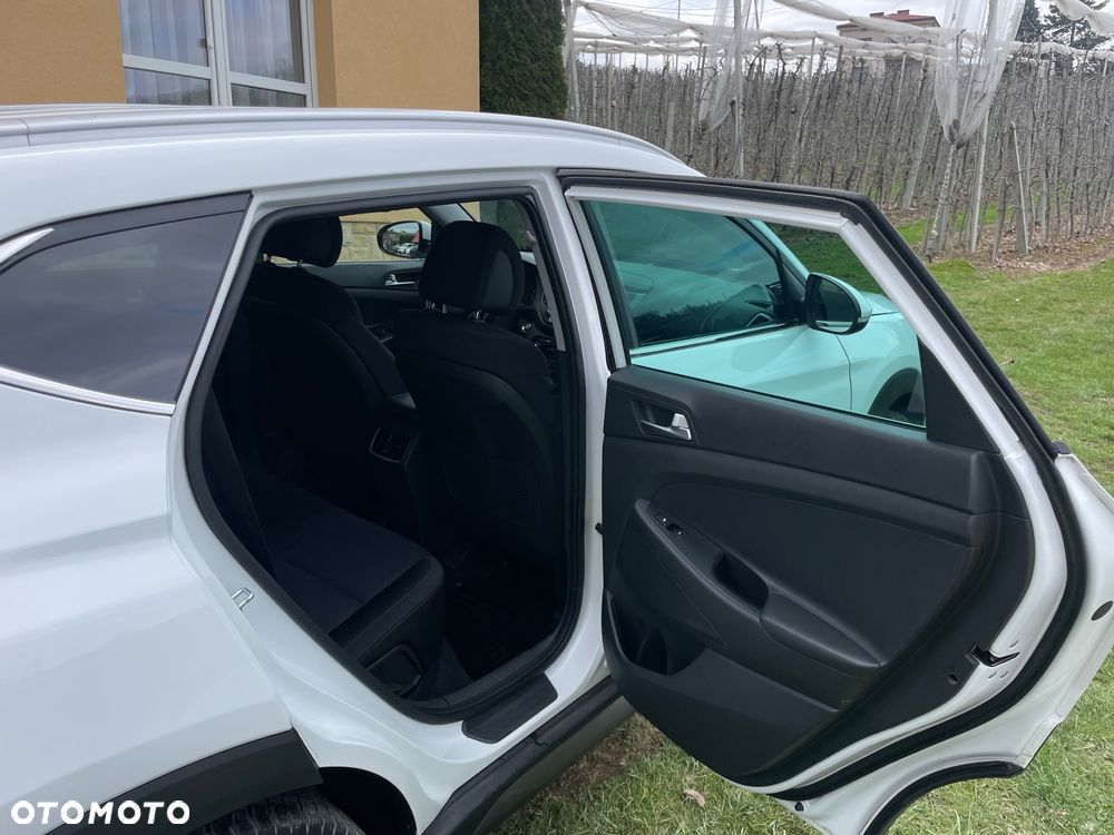 Hyundai Tucson blue 1.7 CRDi 2WD DCT Passion - 30