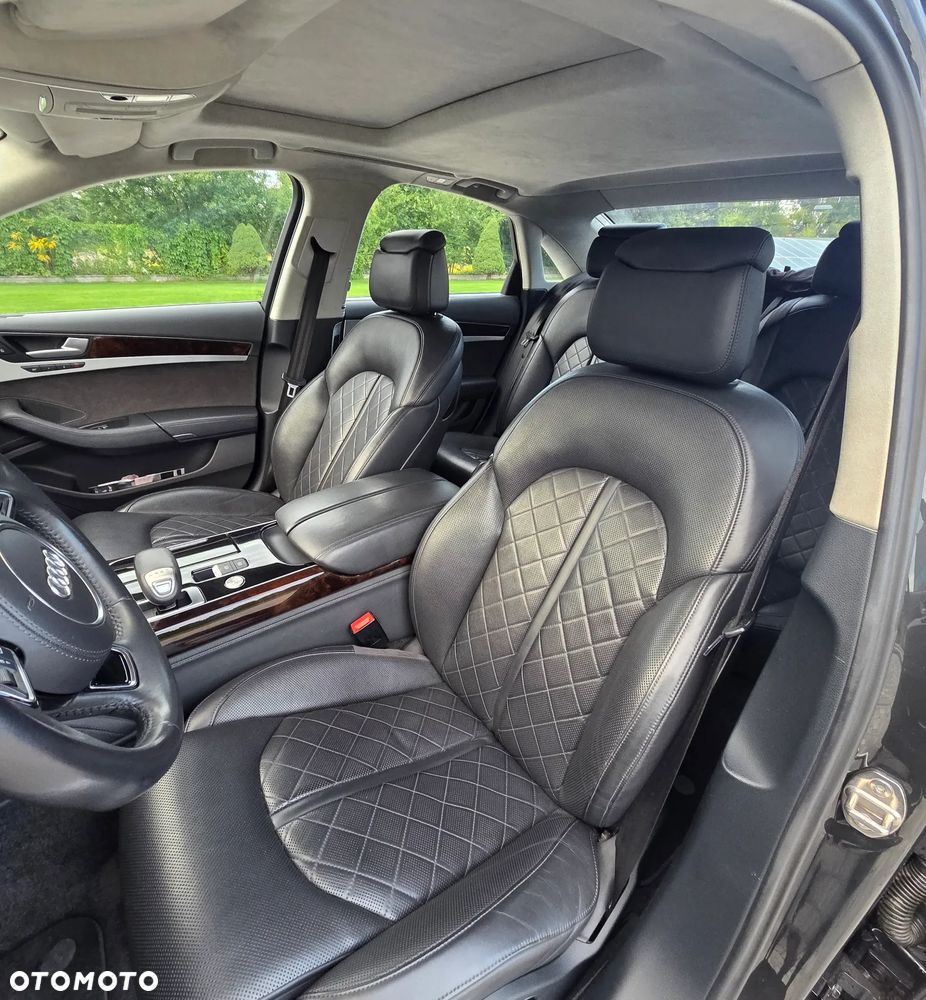 Audi A8 4.2 TDI DPF (clean diesel) quattro tiptronic - 29