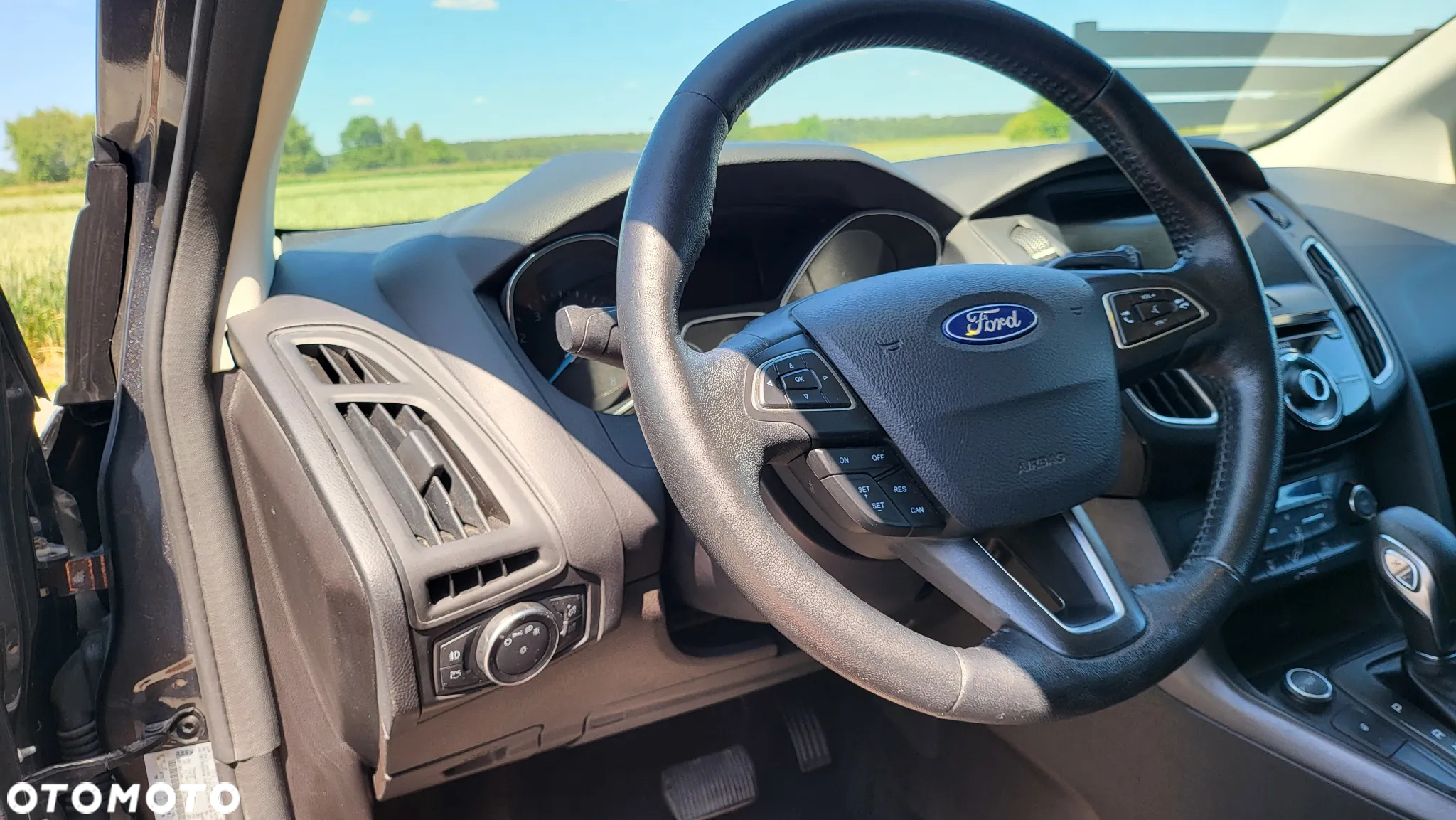 Ford Focus - 24