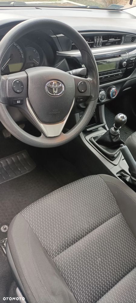 Toyota Corolla - 6