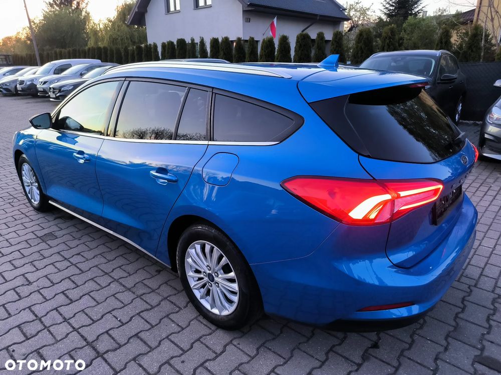 Ford Focus 1.5 EcoBlue Start-Stopp-System TITANIUM DESIGN - 5