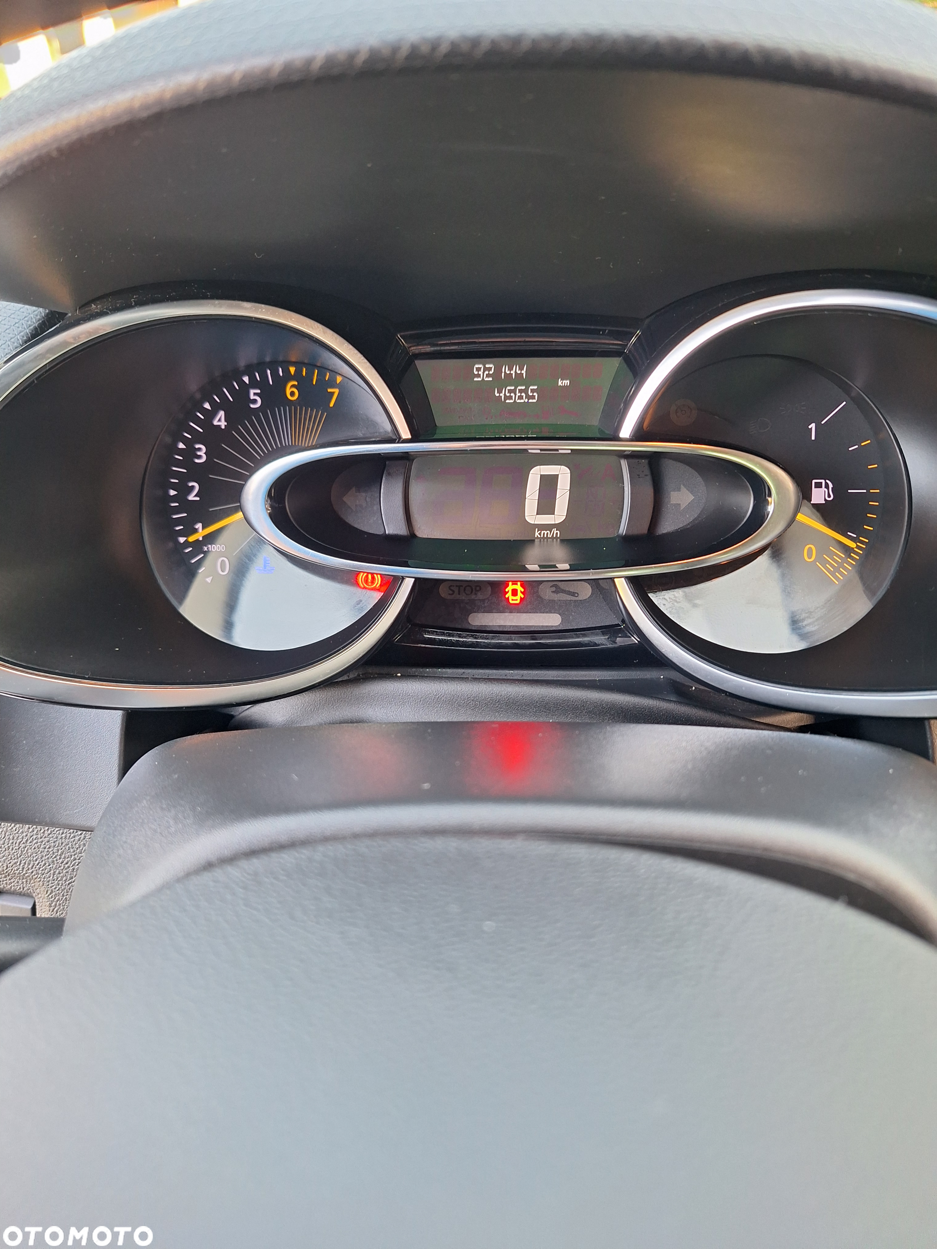 Renault Clio 0.9 TCe Limited - 10