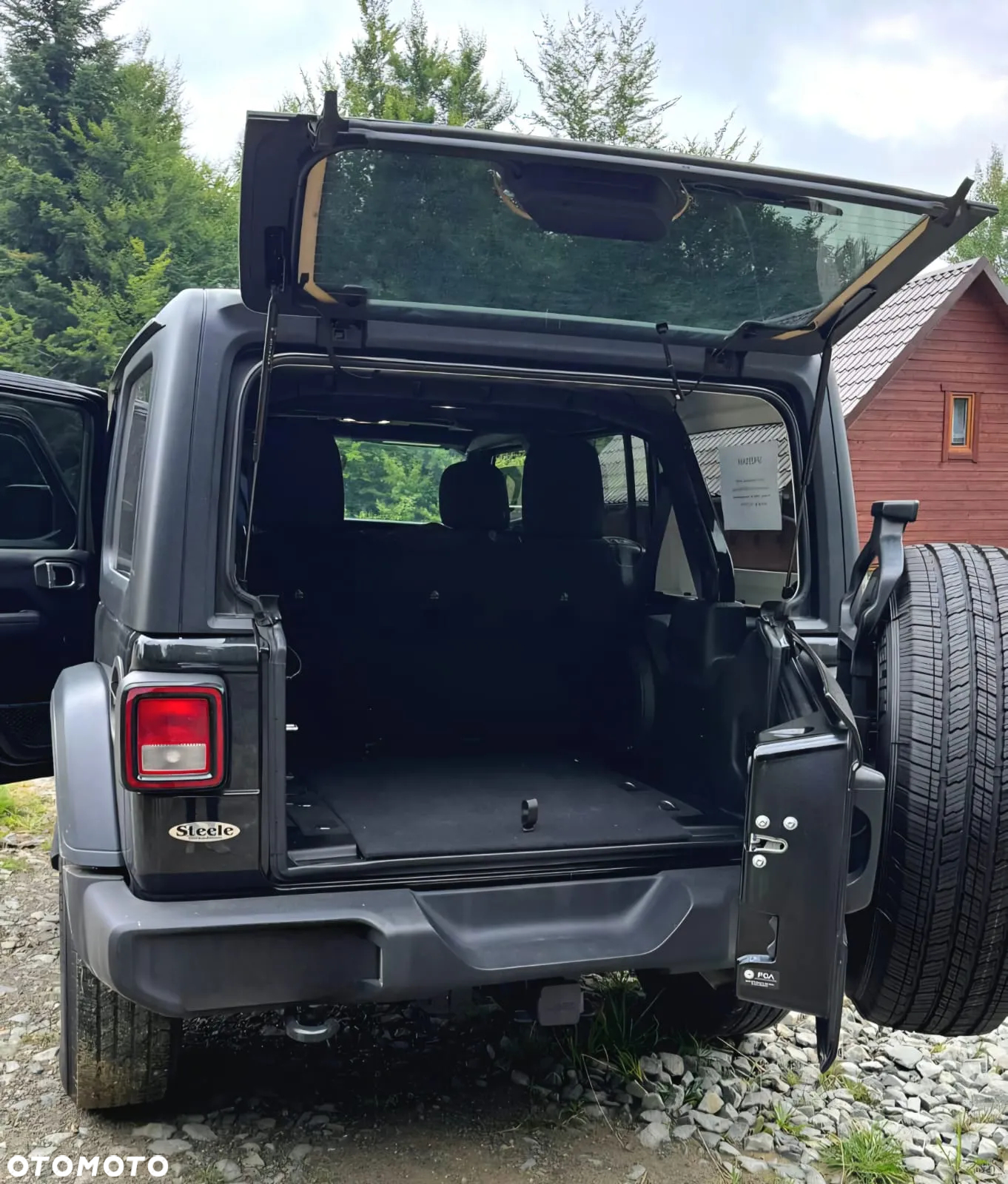 Jeep Wrangler - 8