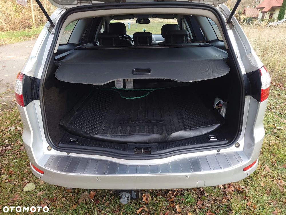 Ford Mondeo 2.0 TDCi Ghia - 18