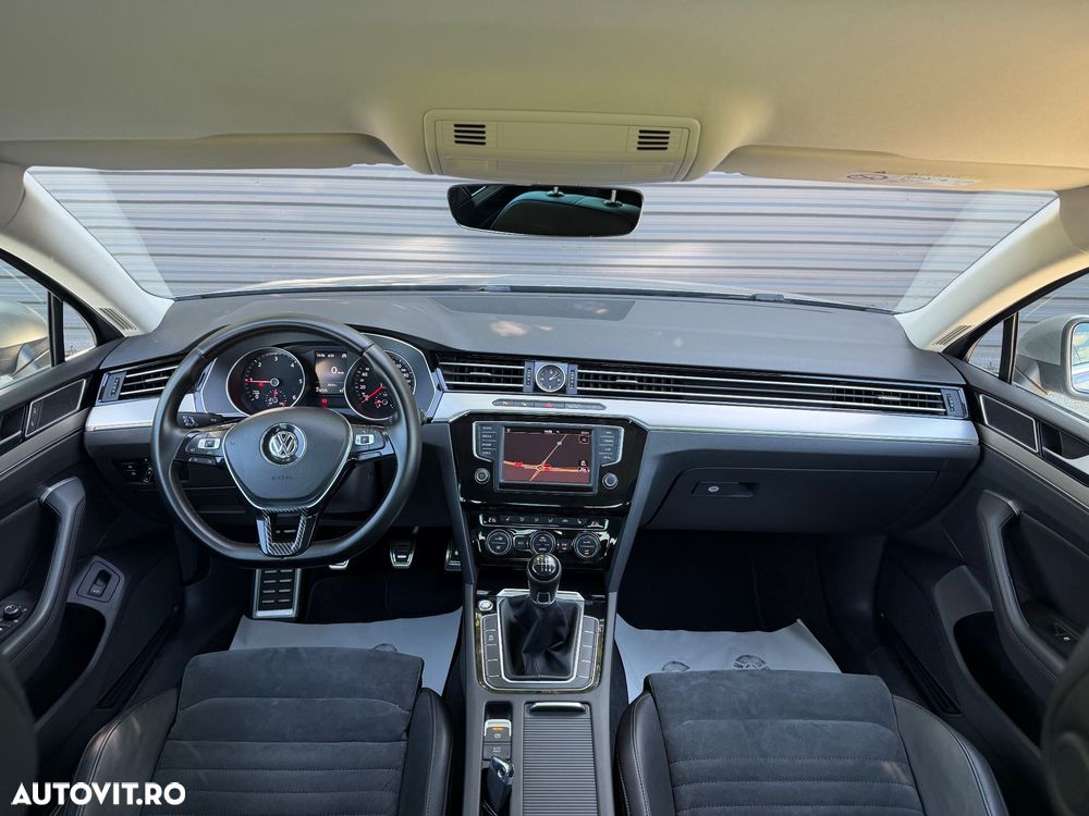 Volkswagen Passat 2.0 TDI DSG Highline - 7