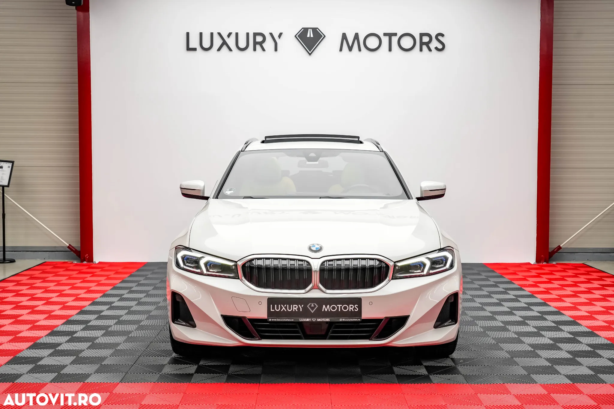 BMW Seria 3 318d Touring Aut. M Sport - 3