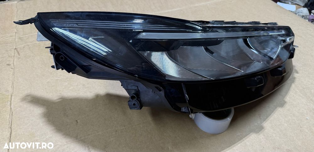 Far full led dreapta compet FORD KUGA 2 an 2024 cod PV4B-13E014-CE - 2