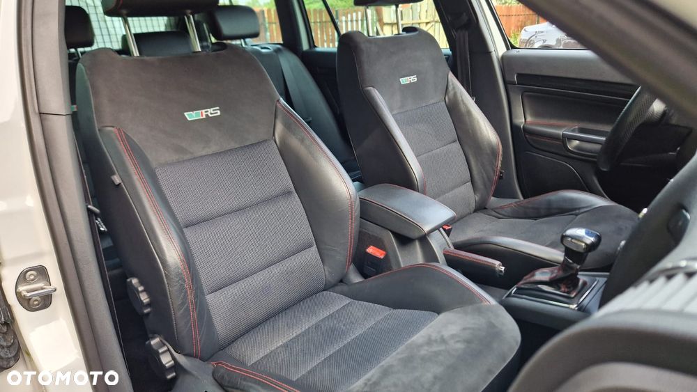 Skoda Octavia 2.0 TDI DPF DSG RS - 2